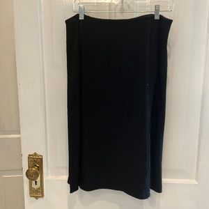 Beautiful St. John bugle bead trimmed skirt says 12 fits more like a 10.